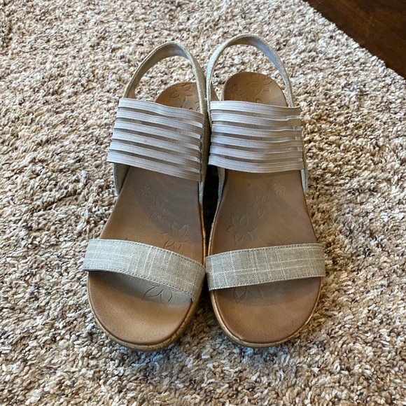 Womens Skechers Lux Foam Cork Wedge Sandals size 9 - Picture 2 of 6